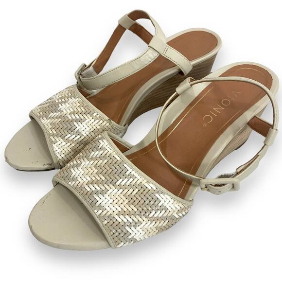 Vionic Cream Wedge Heels - Picture 12 of 13